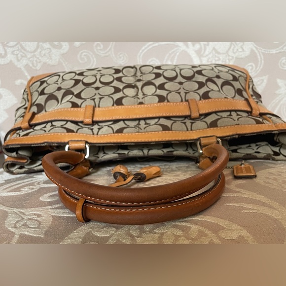 Coach Hampton Signature Tan Canvas Satchel Shoulder Handle Bag Purse F08K0 - Picture 9 of 13